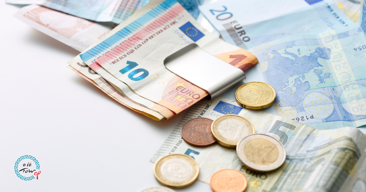Money in Turkey 2026: Currency Exchange, ATMs and Tips for Travellers from Europe